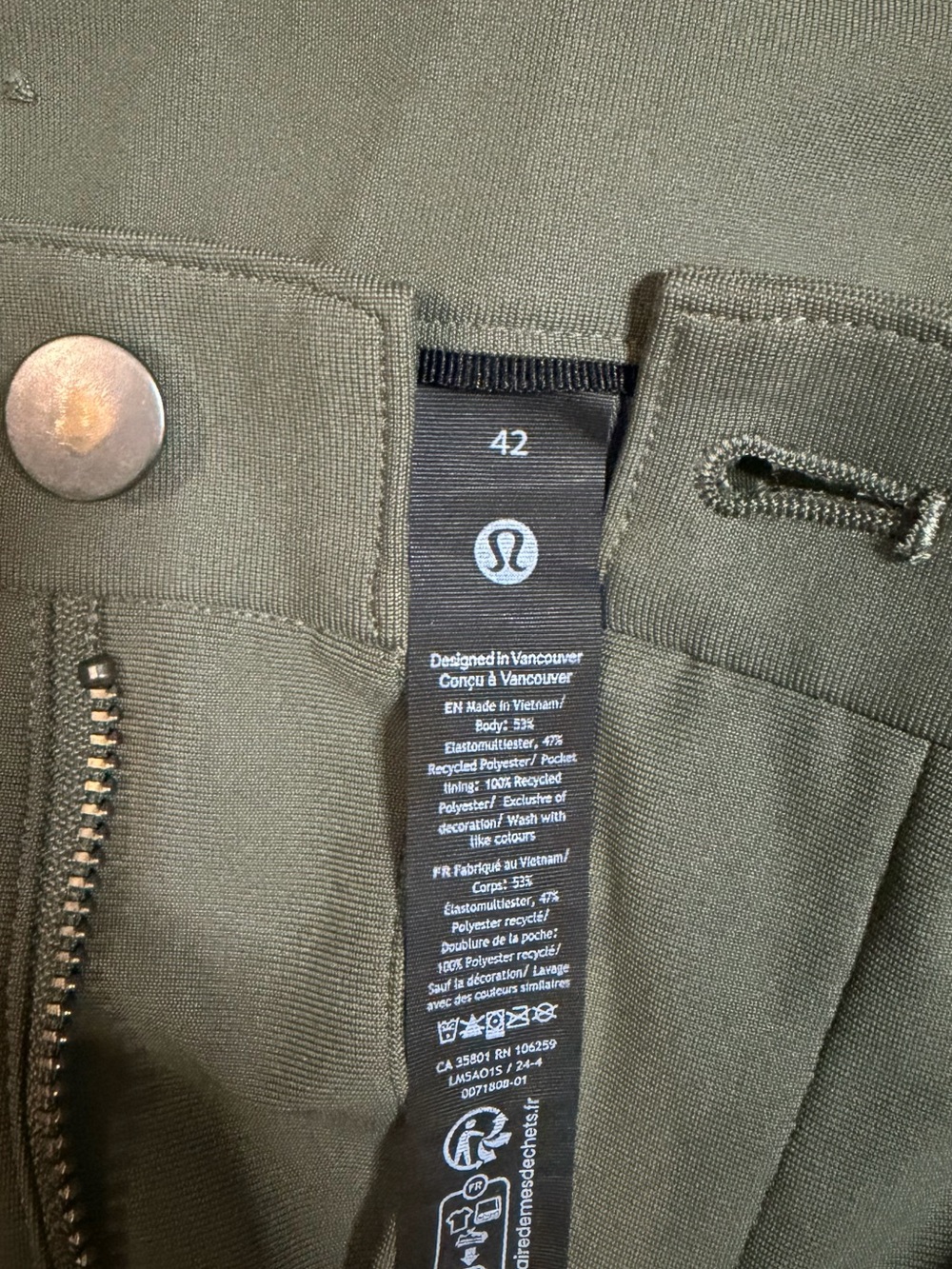 lululemon athletica Men's Olive Cargo Pants